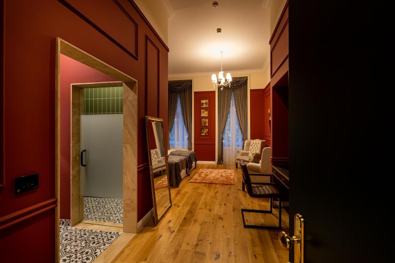 Boutique Hotel Cocosul De Aur Târgu-Mureş 외부 사진