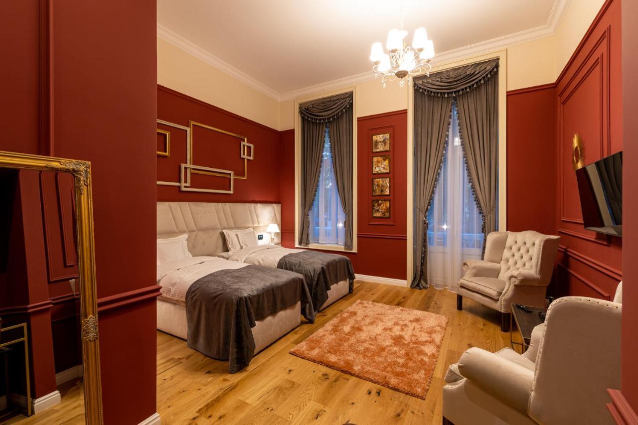 Boutique Hotel Cocosul De Aur Târgu-Mureş 외부 사진
