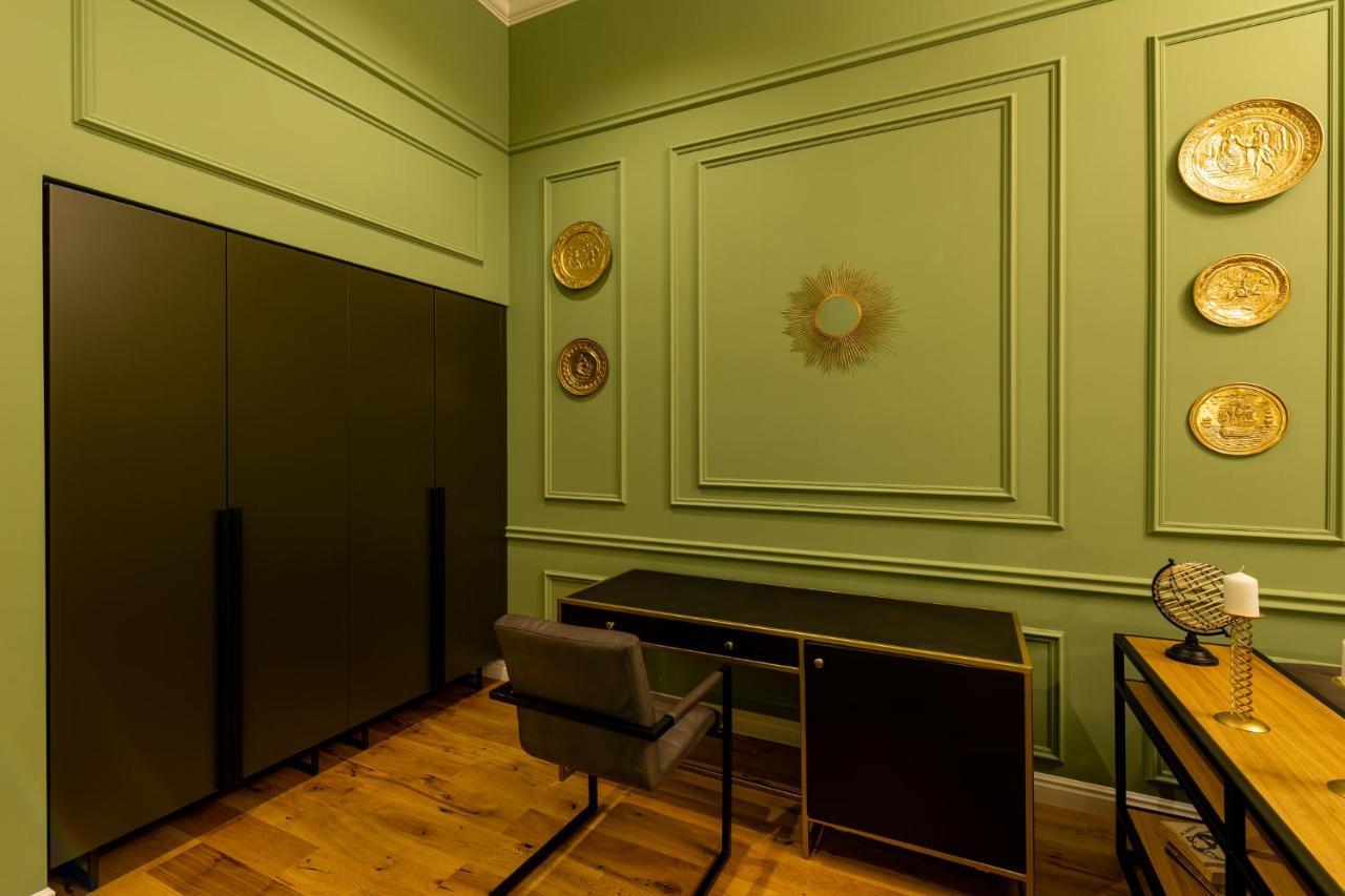 Boutique Hotel Cocosul De Aur Târgu-Mureş 외부 사진