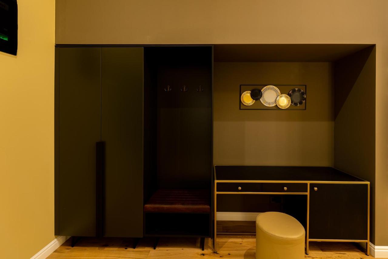 Boutique Hotel Cocosul De Aur Târgu-Mureş 외부 사진
