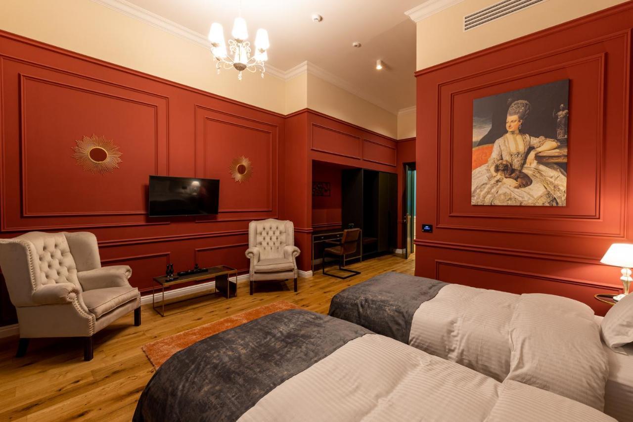 Boutique Hotel Cocosul De Aur Târgu-Mureş 외부 사진