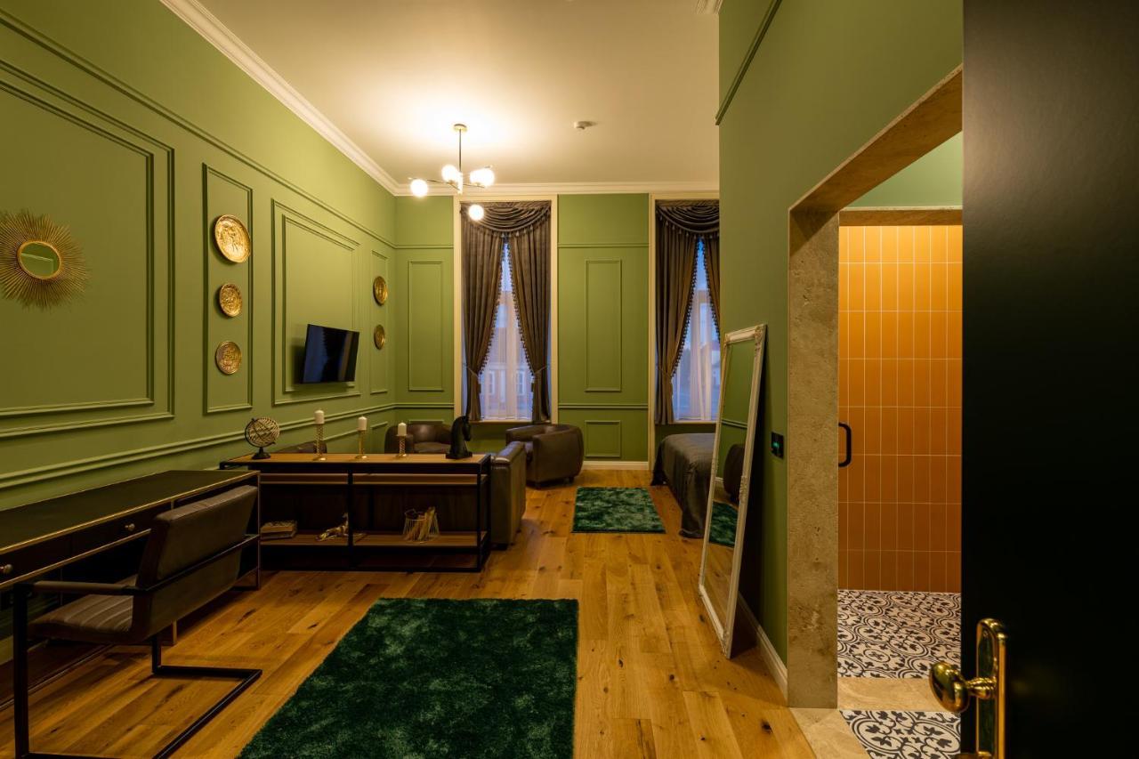 Boutique Hotel Cocosul De Aur Târgu-Mureş 외부 사진