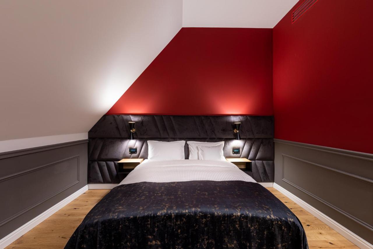 Boutique Hotel Cocosul De Aur Târgu-Mureş 외부 사진