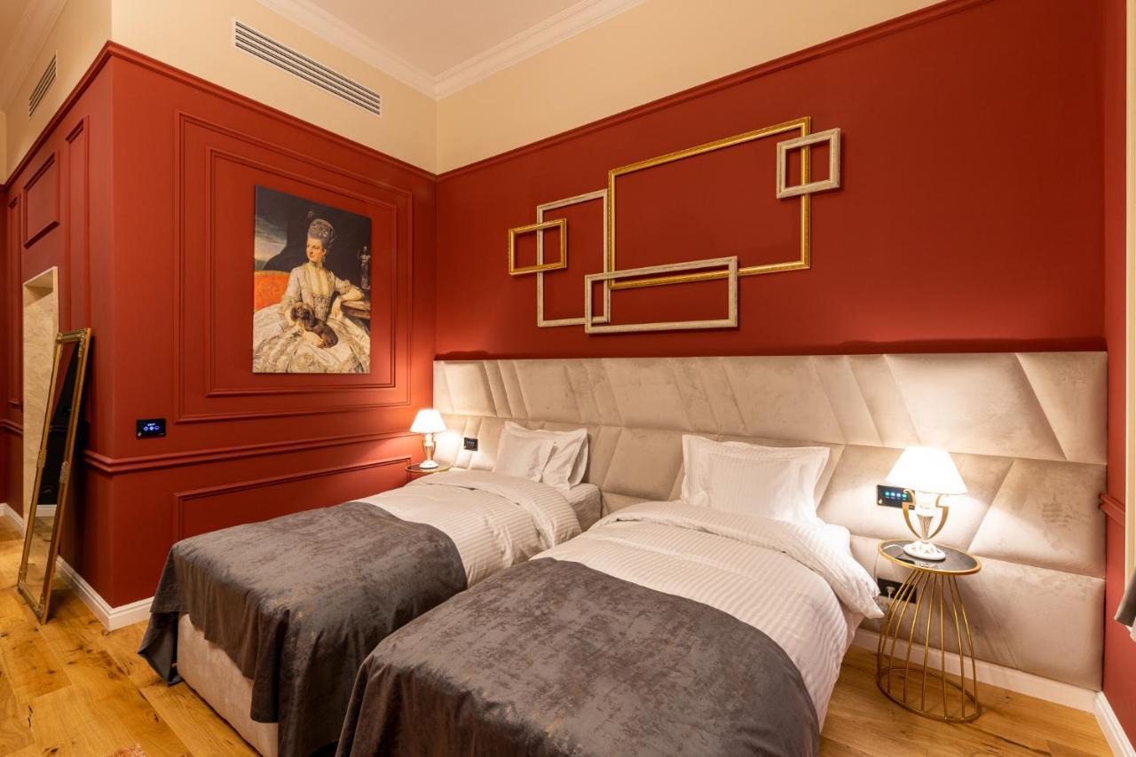 Boutique Hotel Cocosul De Aur Târgu-Mureş 외부 사진