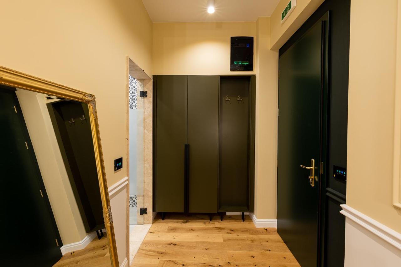 Boutique Hotel Cocosul De Aur Târgu-Mureş 외부 사진