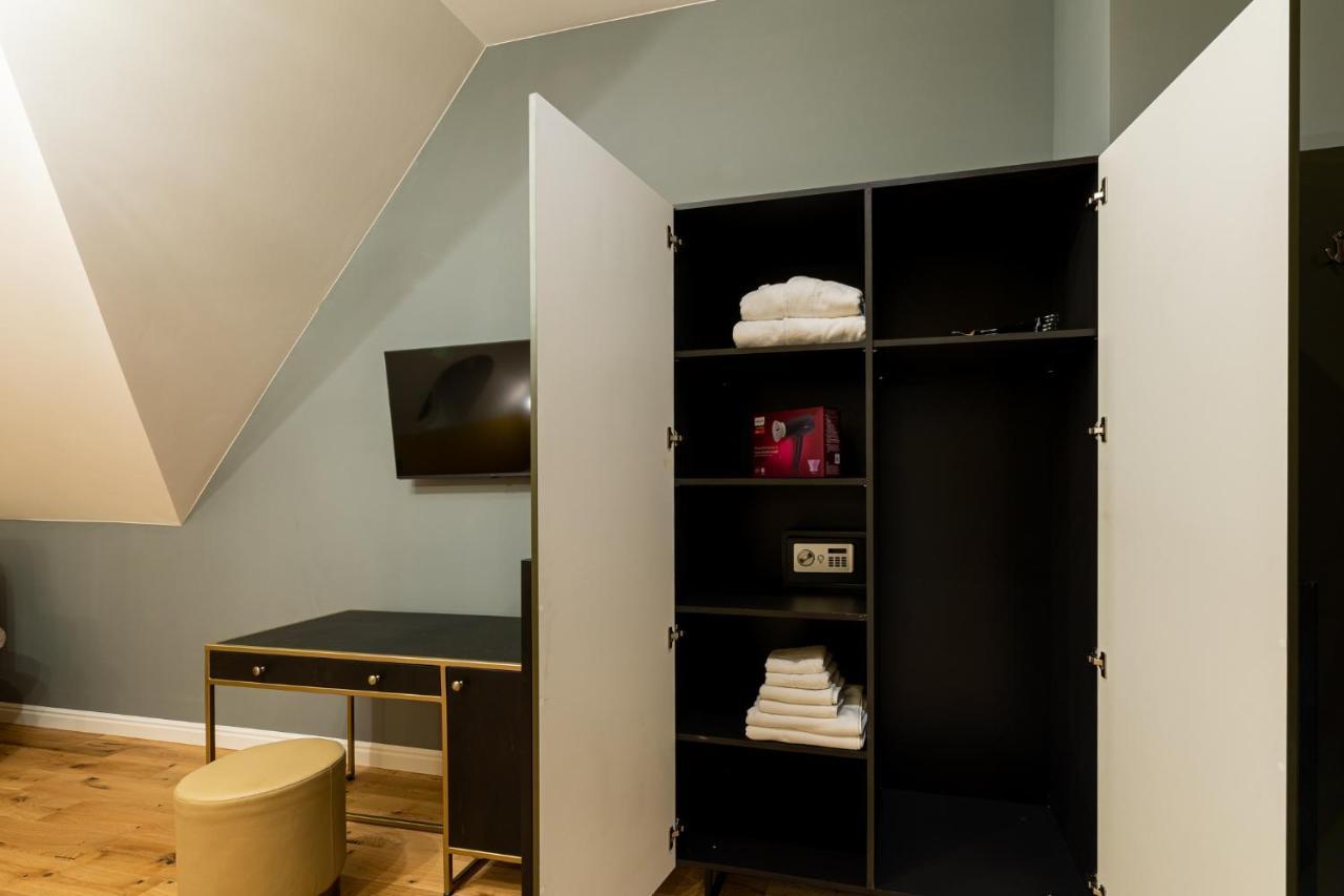 Boutique Hotel Cocosul De Aur Târgu-Mureş 외부 사진