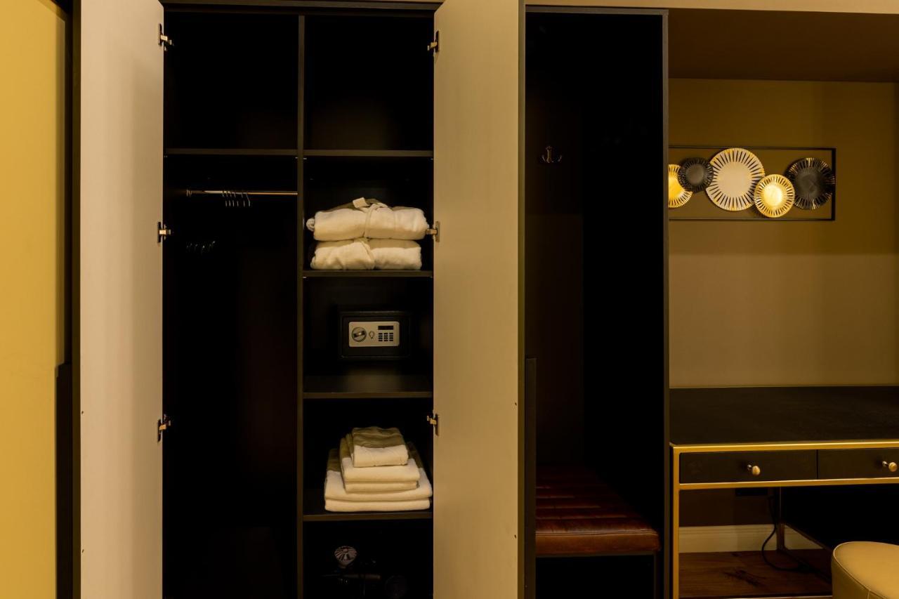 Boutique Hotel Cocosul De Aur Târgu-Mureş 외부 사진