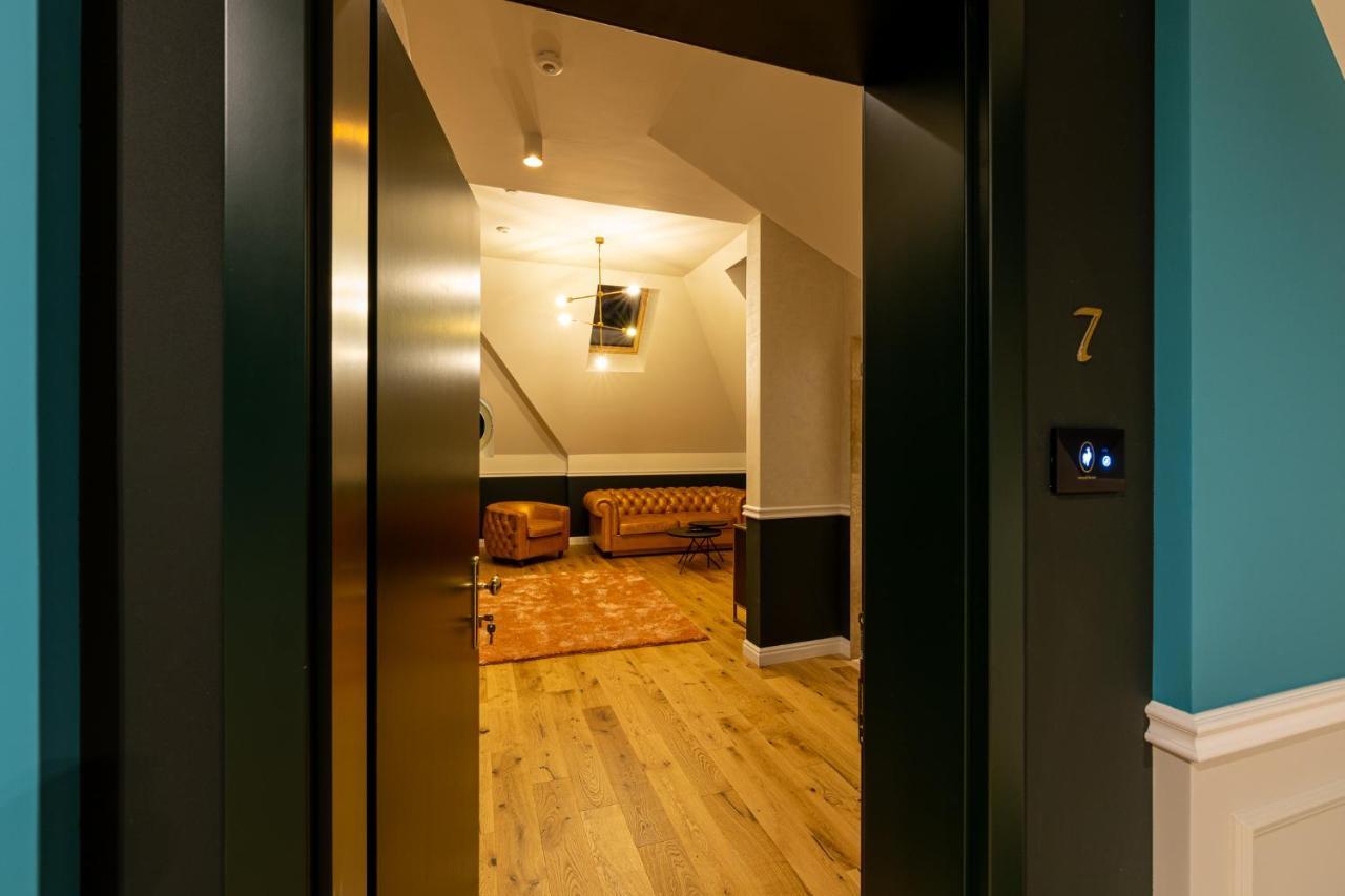 Boutique Hotel Cocosul De Aur Târgu-Mureş 외부 사진