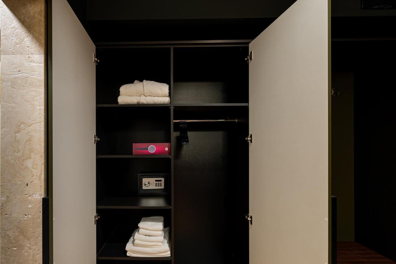 Boutique Hotel Cocosul De Aur Târgu-Mureş 외부 사진
